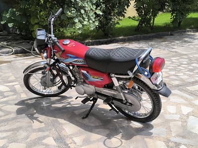 Honda CG 125 for sale (Low Mileage)