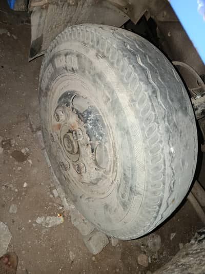 6.50 4 tyre  recondition tyre