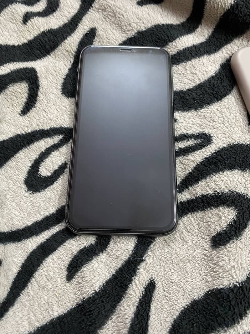 IPHONE 11 64GB 2