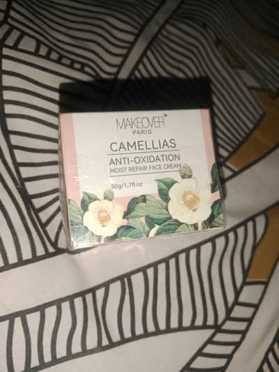 Makeover Paris camellias anti oxidation moisture repare face cream 50g