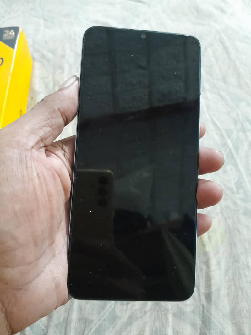 realme Note 50   4+2 GB / 64 GB 1