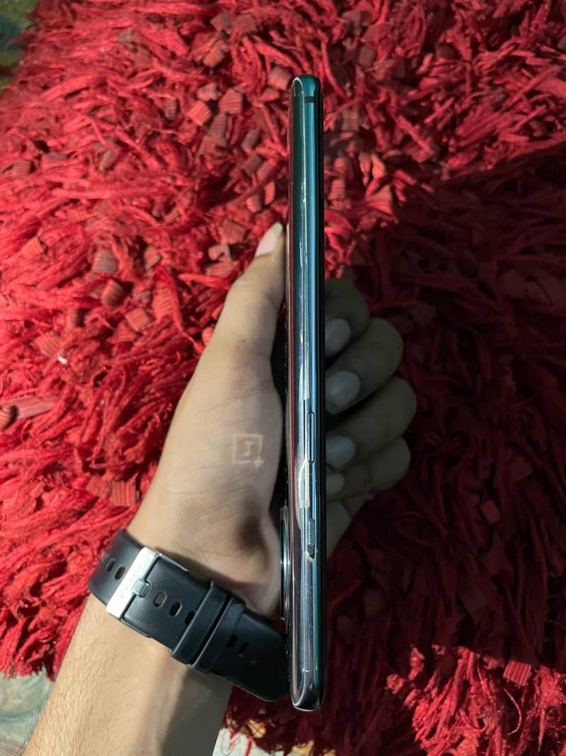 One plus 7t 3