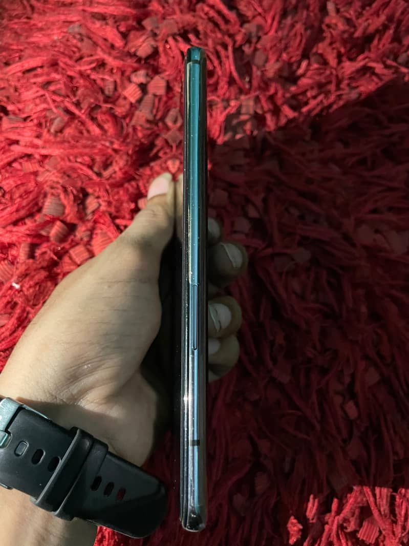 One plus 7t 5