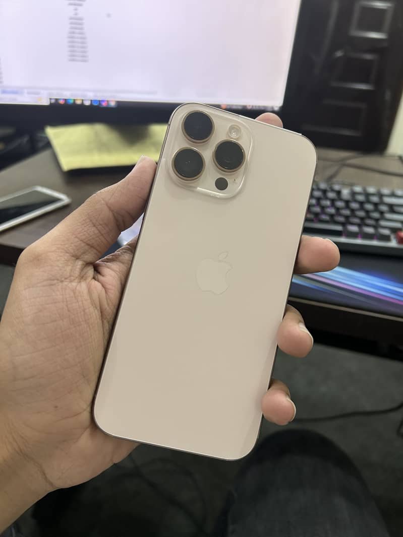 Iphone 16 pro max 7