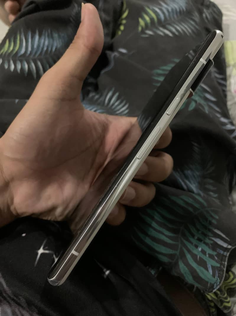 Google pixel 6 pro 2