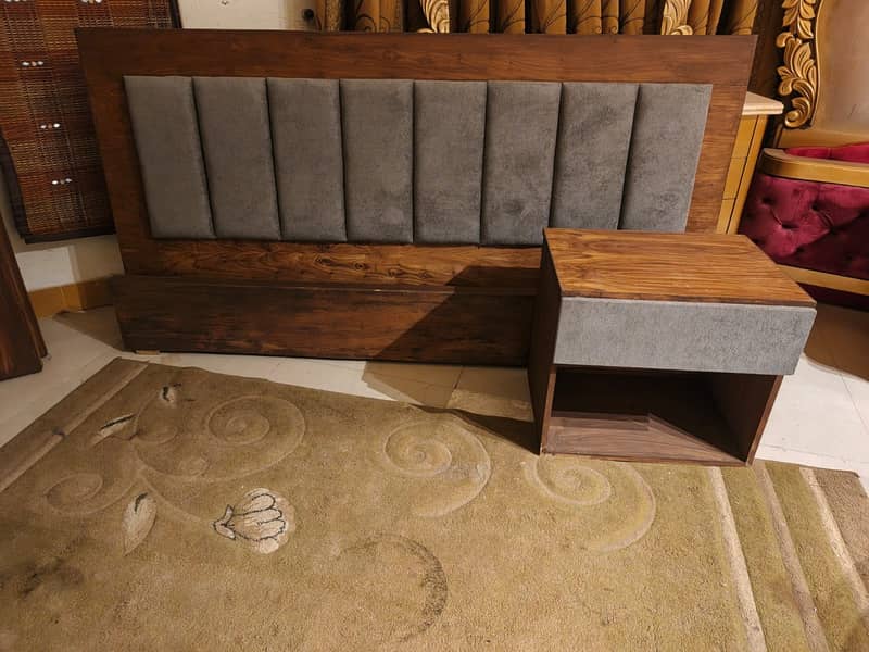 Bed with side tables 2