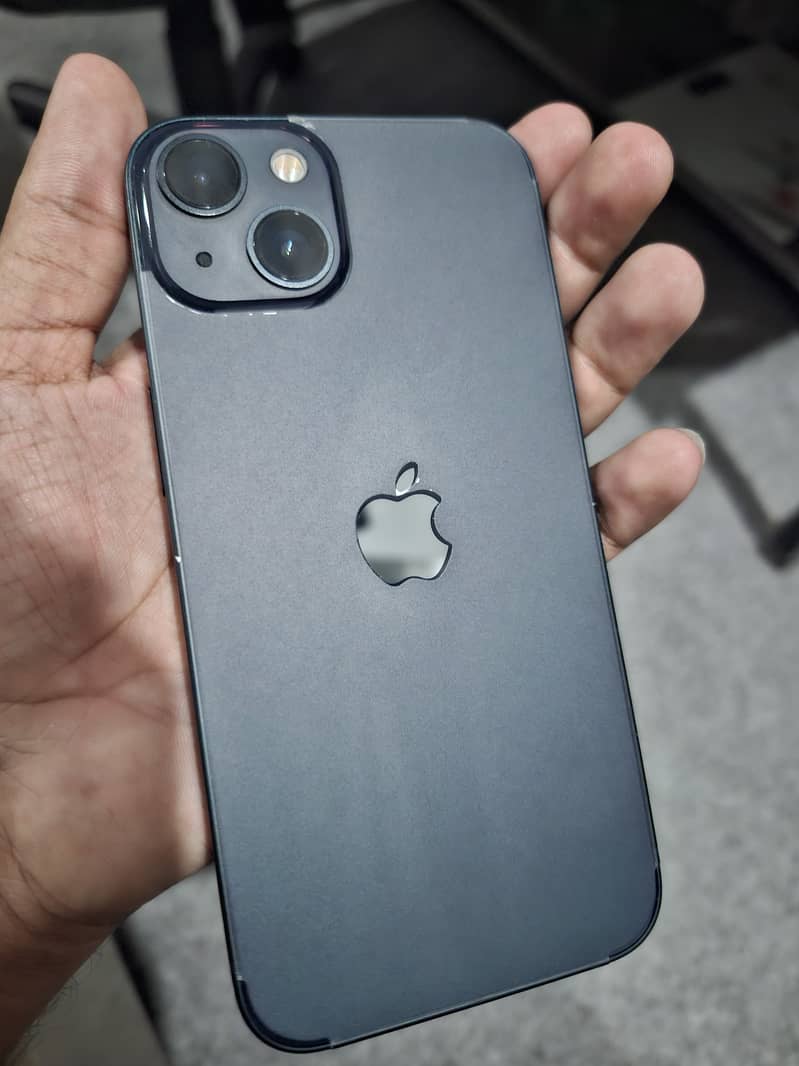 iPhone 13 2