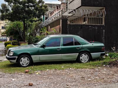 W124 Mercedes Benz 200D