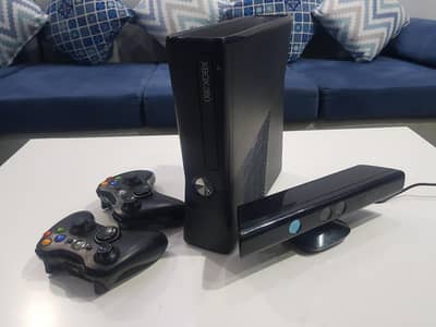 Xbox 360 Slim Black 256GB with kinect device  J-Tag