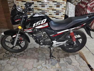 HONDA CB150 F