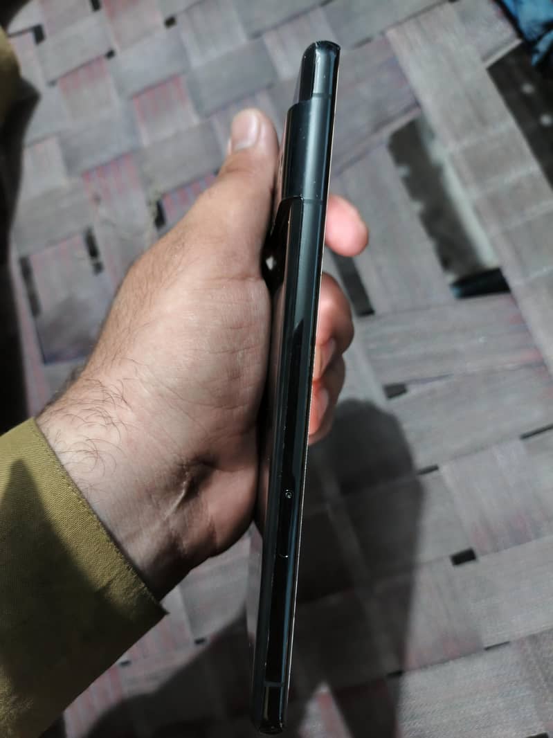 Google Pixel 7 Pro 2