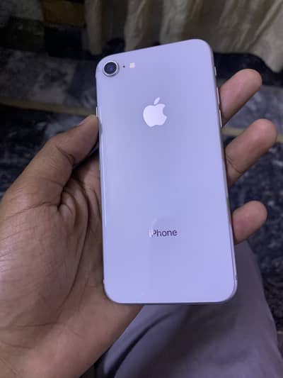 IPHONE 8