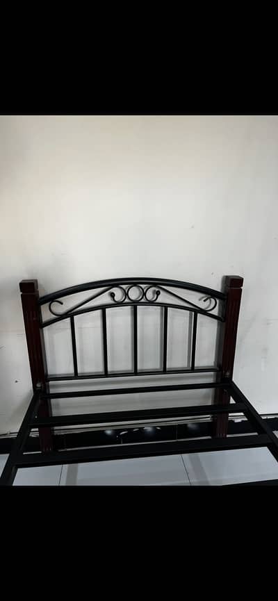 Single Fitting Bed - Wood & Iron