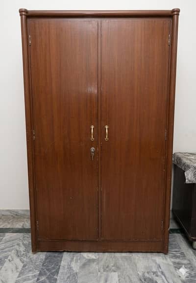 wooden coubard