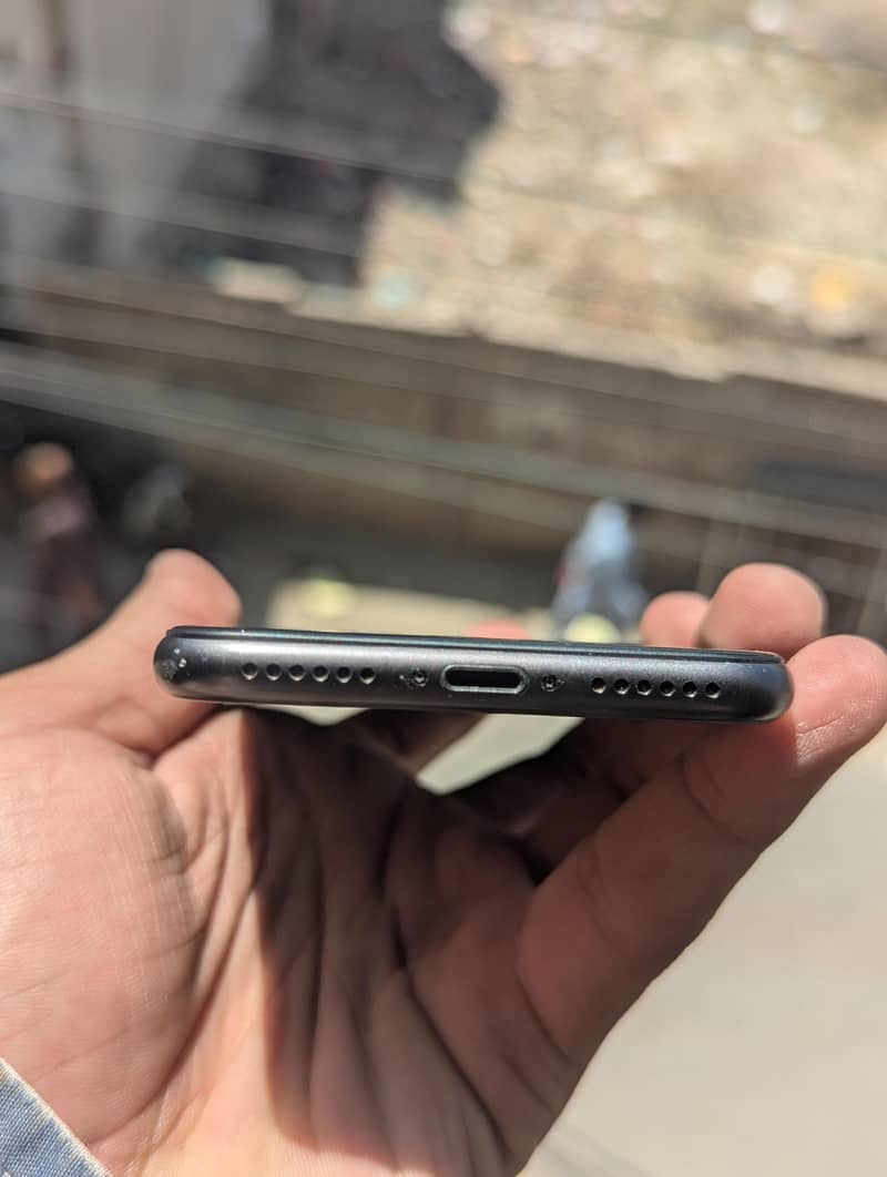 IPHONE 8 JV 3