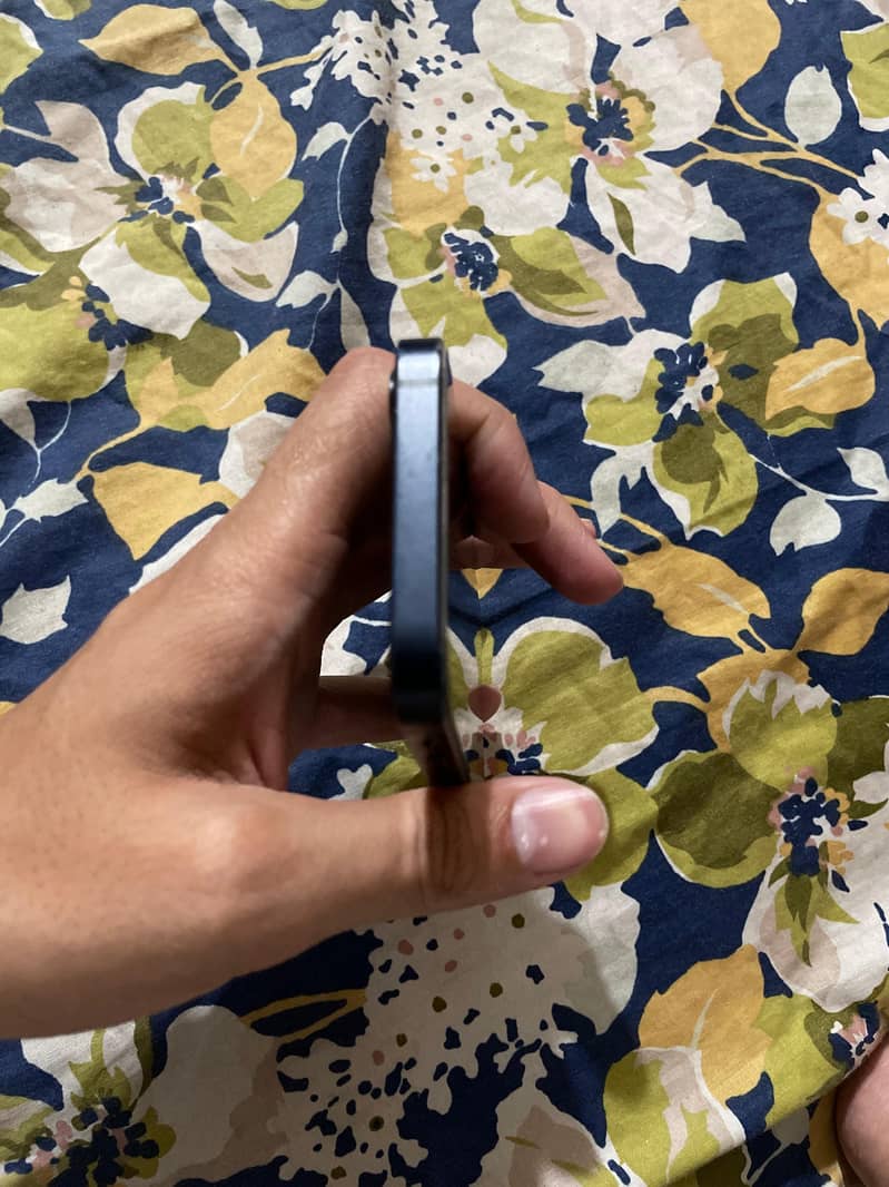 Iphone 12 Mini 4