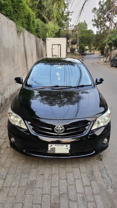 TOYOTA COROLLA GLI 2013