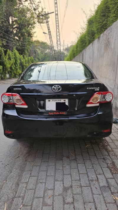 TOYOTA COROLLA GLI 2013