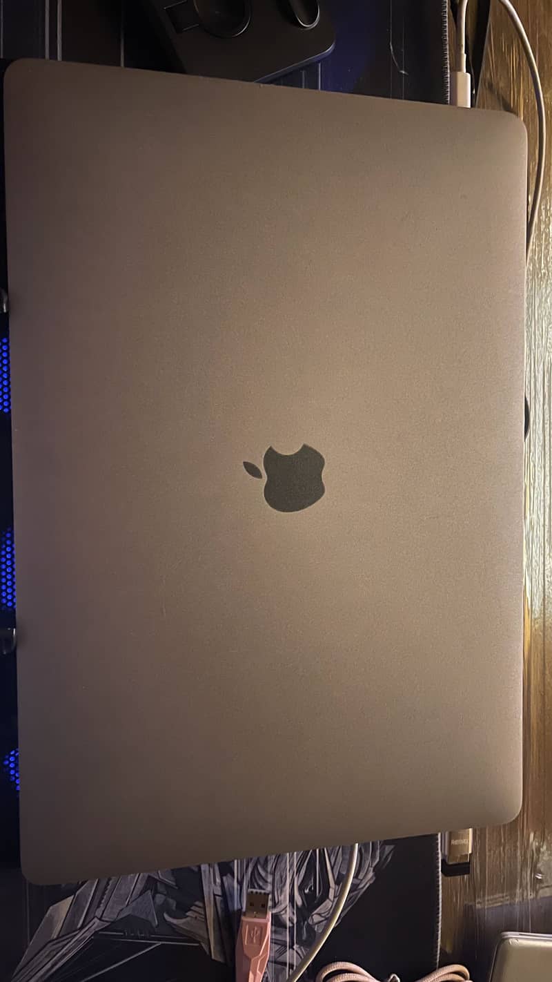 Macbook Pro Core i9 1