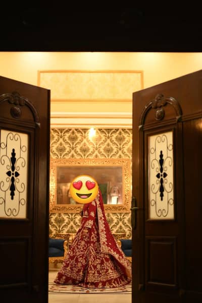 ZURIA DOR Bridal Lehenga for Sale – 10/10 Condition