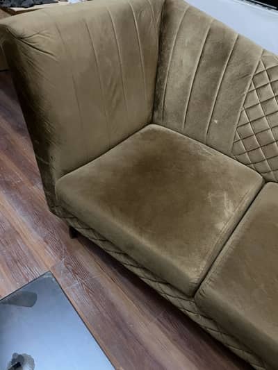 7 Seater sofa ( urgent sale )