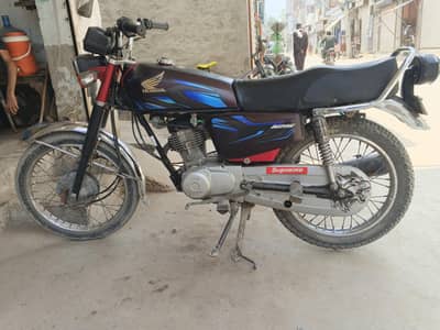 Honda cg 125 2022 model