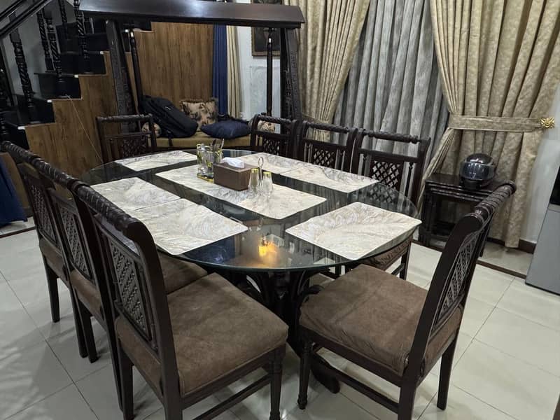 Dinning Table 0