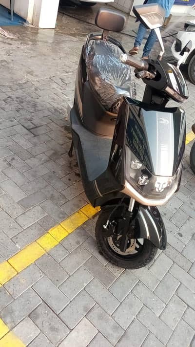 United scooty 03316392199