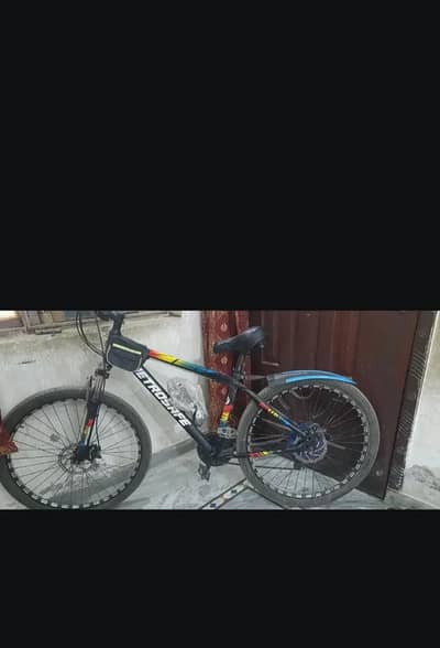 Only 1 year use 2025 model Condition 10 by 9