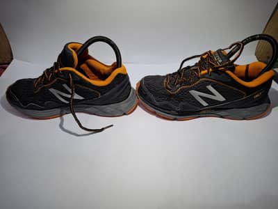 New balance shoes size UK 6.5 in premium condition trail running shoes