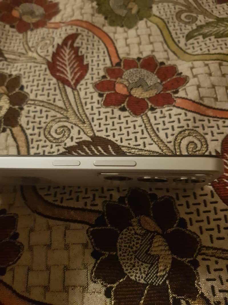 realme 3