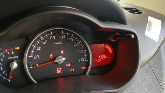 Suzuki Cultus VXL 2025 just 1000km driven b2b scratchless body 2026 re