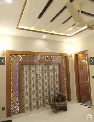 VIP beautiful 5 Marla portion is available for rent in sabzazar Lahore