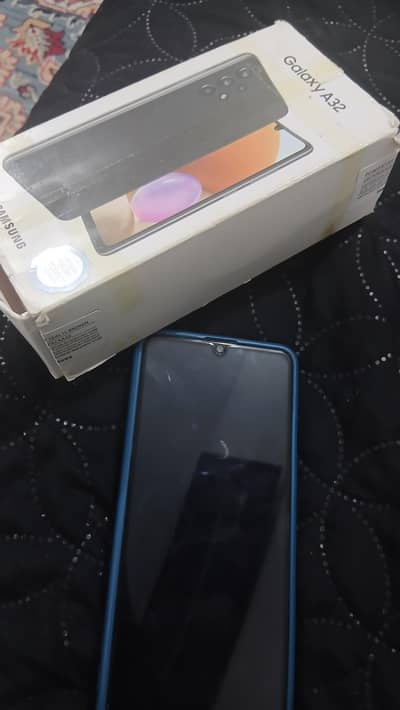 Samsung A32 excellent condition. .