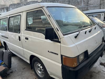 Mitsubishi Hiace 2006 model total genuine