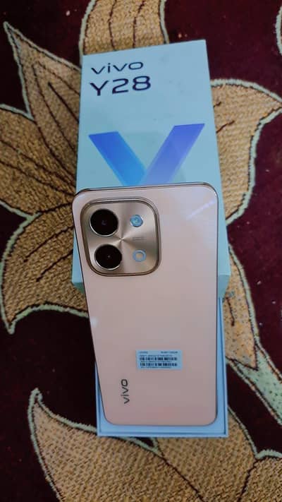 vivo y28 used 8gb 128gb touch broken with 10 by 10 condition