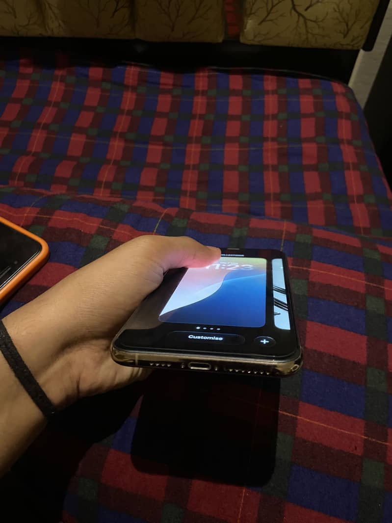 Iphone 11 pro max 2