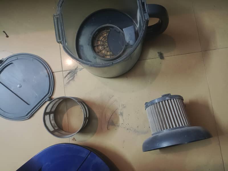 vacuum cleaner 5