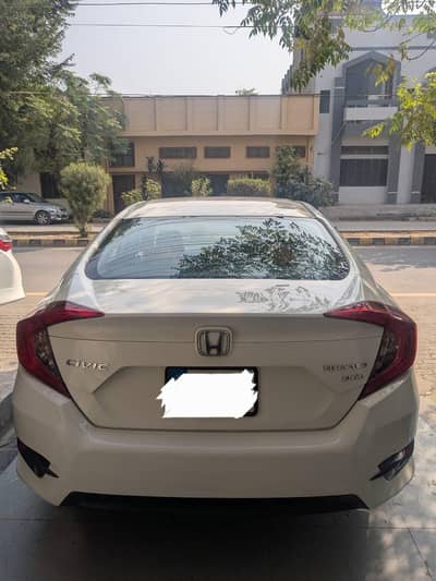 honda civic 2018 ug