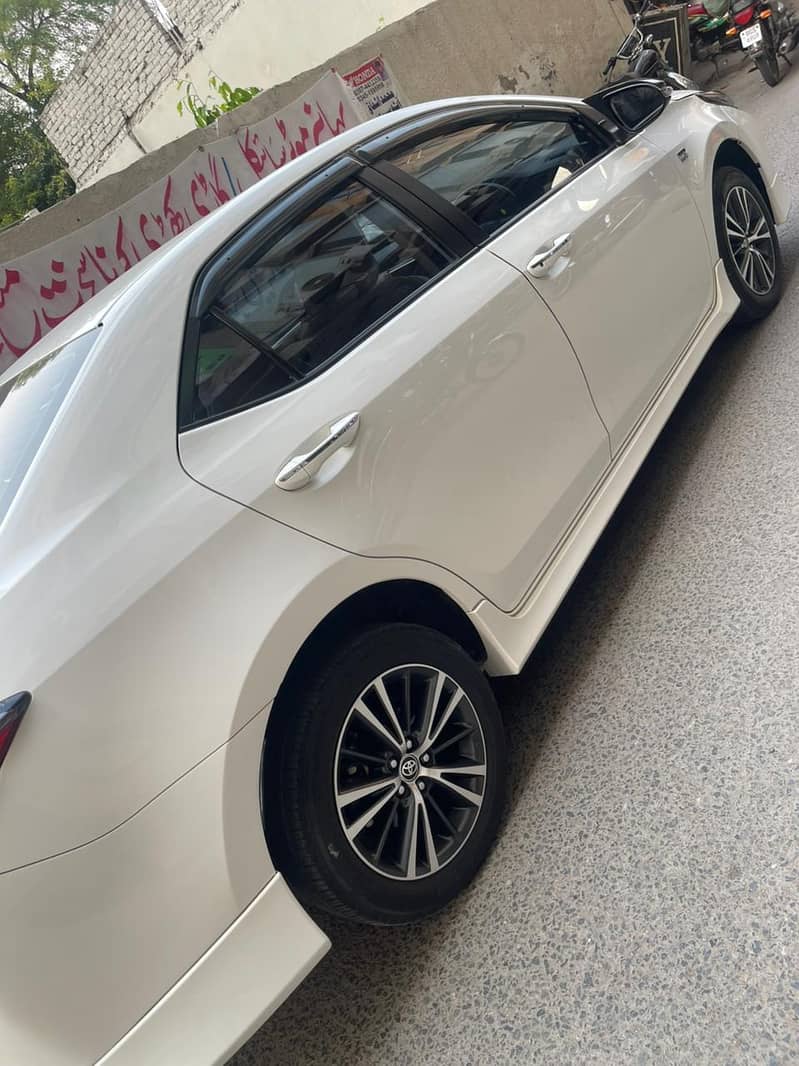 صاف ستھری کار ایک بار ضرور دیکھے 2