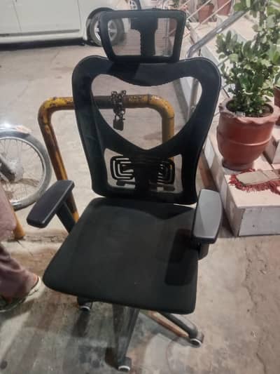 new chair for sale 03198898344