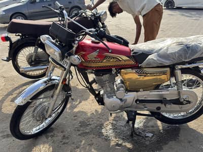 Honda CG 125 2025