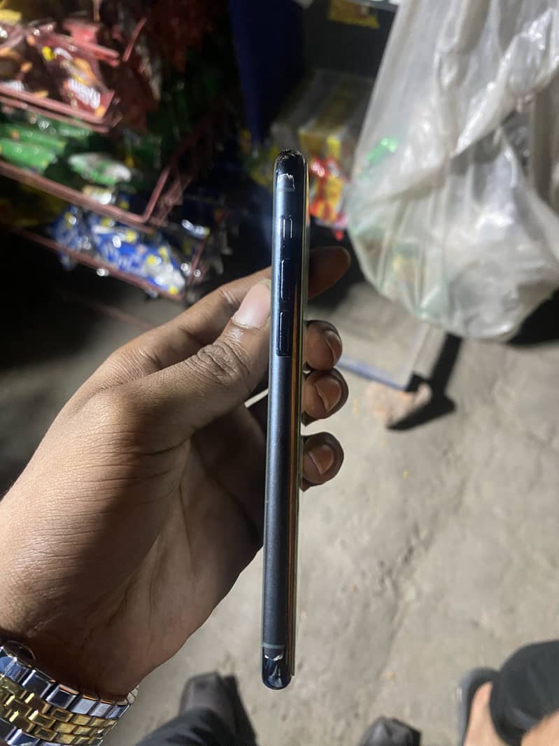Iphone 11 pro 2