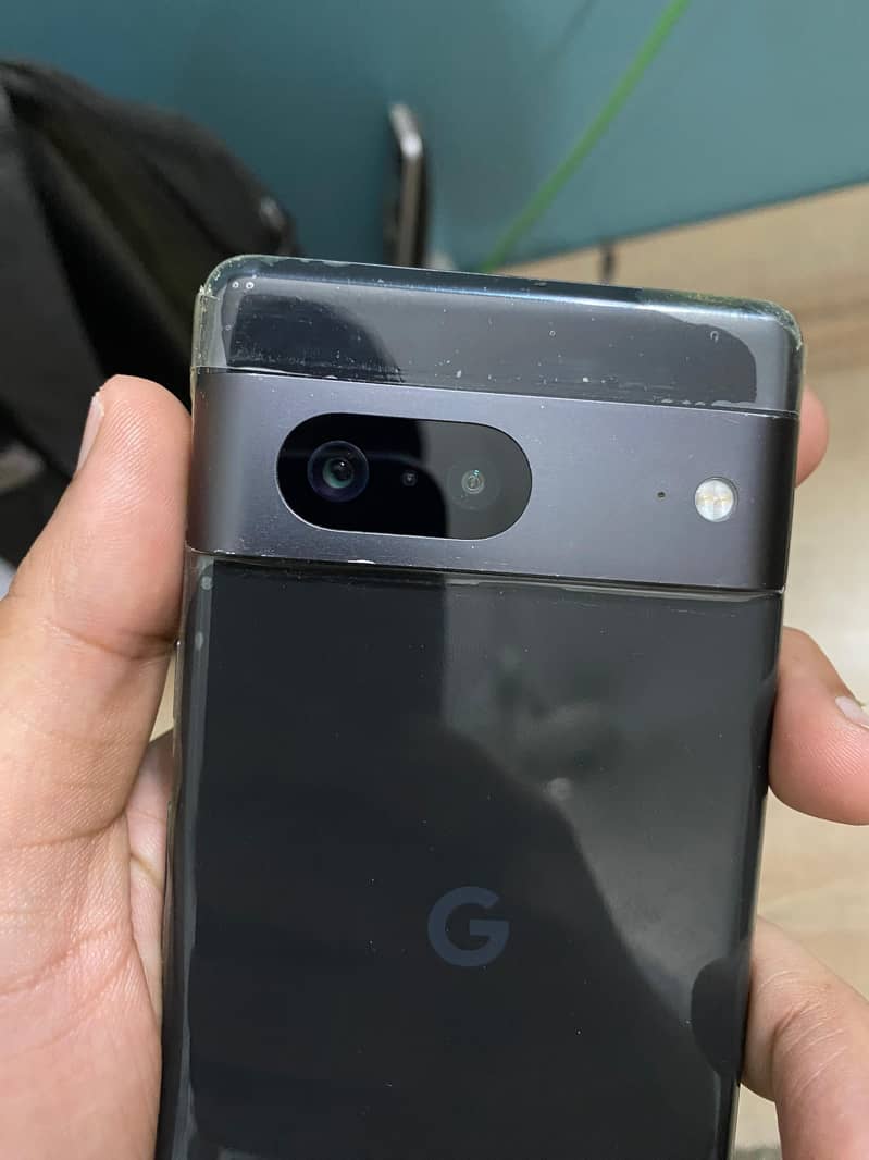 Google Pixel 7 4