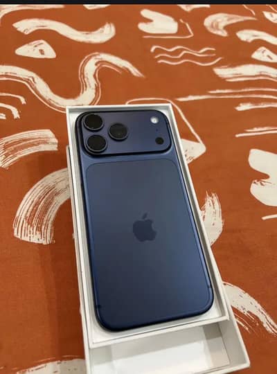 i Phone 17 Pro max 256GB Non Pta factory unlock
