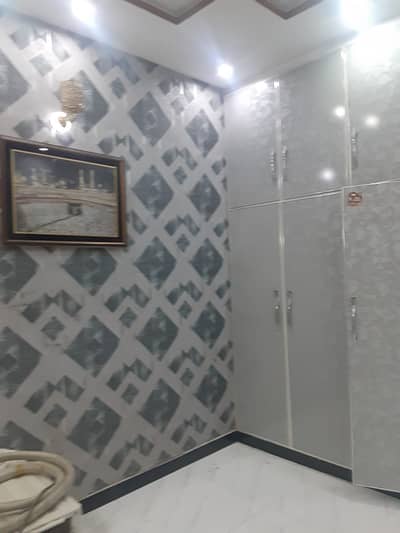 VIP beautiful 5 Marla portion is available for rent in sabzazar Lahore
