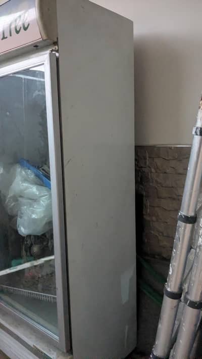 2 fridges for sale All ok koi msla ni