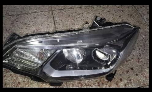 Honda fit hybrid 2015/2018 headlight