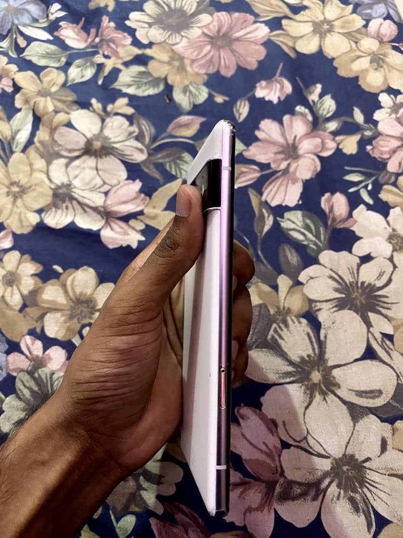 Google Pixel 6 pro 4