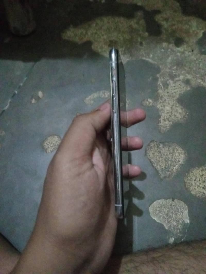 iphone xs 3